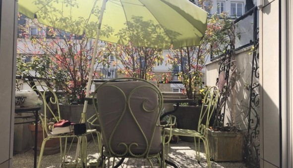 Logement tudiant Studio à Asnires sur Seine (92600)