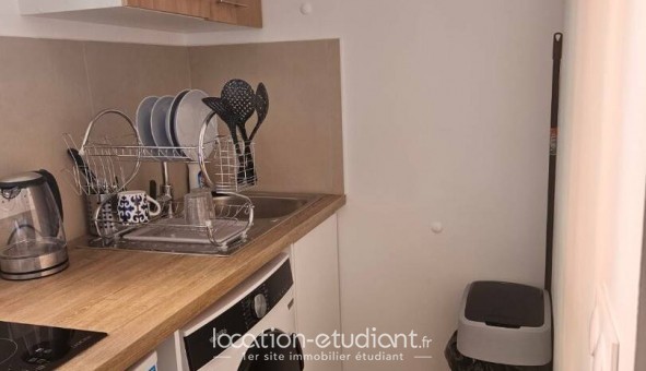 Logement tudiant Studio à Asnires sur Seine (92600)