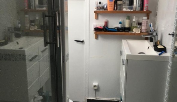 Logement tudiant Studio à Asnires sur Seine (92600)