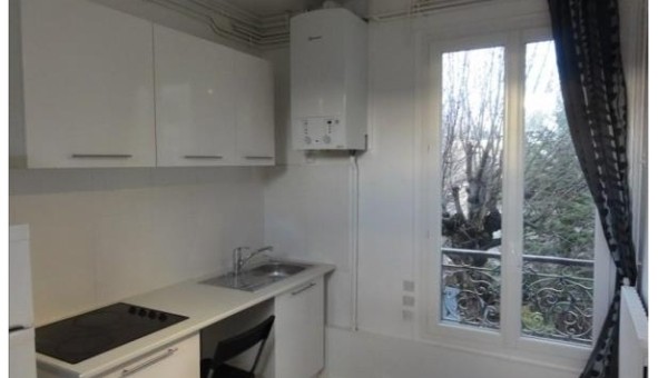 Logement tudiant Location Studio Vide Asnires sur Seine (92600)