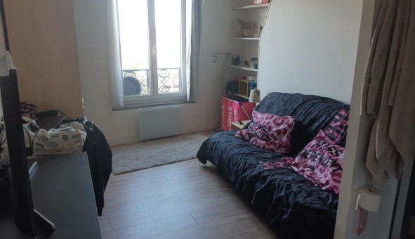 Logement tudiant Studio à Asnires sur Seine (92600)