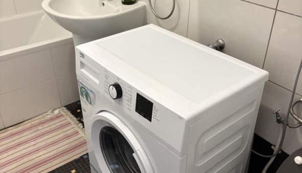 Logement tudiant Studio à Asnires sur Seine (92600)