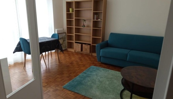 Logement tudiant Studio à Asnires sur Seine (92600)