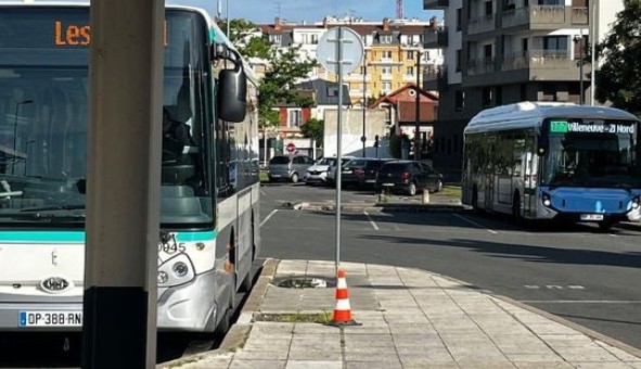 Logement �tudiant Studio &agrave; Asni�res sur Seine (92600)