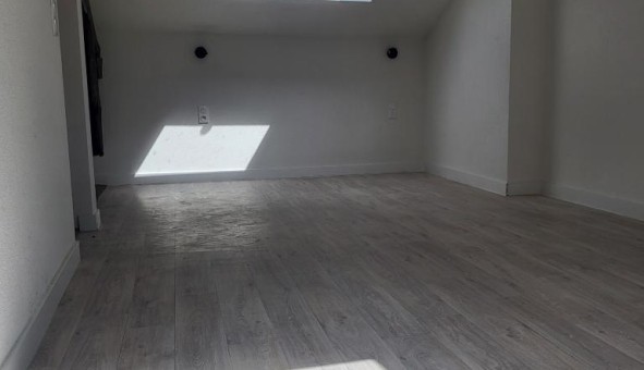 Logement étudiant Studio à Aspret Sarrat (31800)