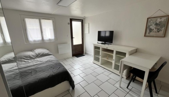 Logement tudiant Location Studio Vide Athis Mons (91200)