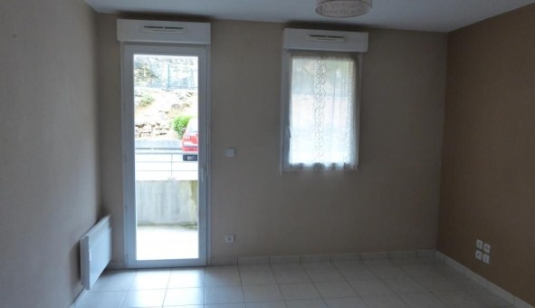 Logement �tudiant Studio &agrave; Atur (24750)