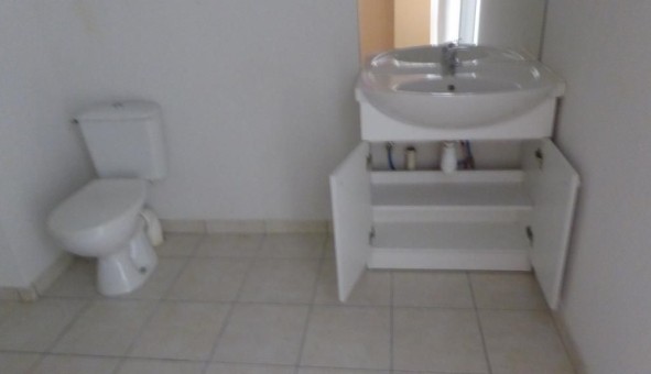 Logement �tudiant Studio &agrave; Atur (24750)