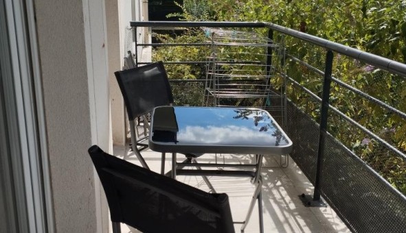 Logement tudiant Studio à Aubervilliers (93300)