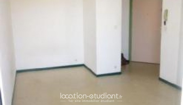 Logement tudiant Studio à Aubire (63170)