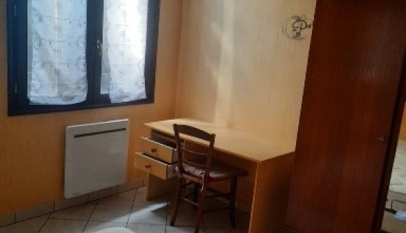 Logement �tudiant Studio &agrave; Aubi�re (63170)