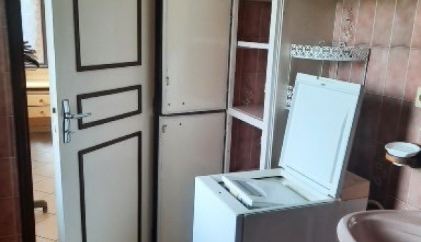 Logement �tudiant Studio &agrave; Aubi�re (63170)