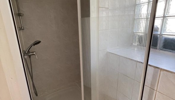 Logement tudiant Studio à Auffreville Brasseuil (78930)