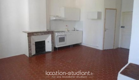 Logement tudiant Studio à Aups (83630)