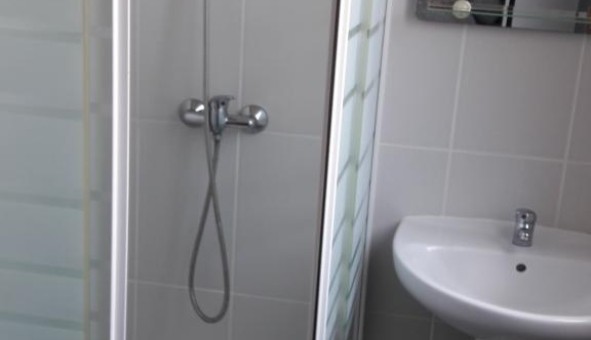 Logement tudiant Studio à Aurillac (15000)