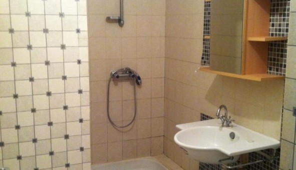 Logement �tudiant Studio &agrave; Auvernaux (91830)