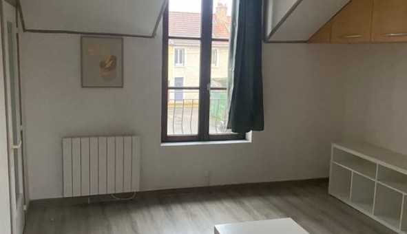 Logement �tudiant Studio &agrave; Auvers Saint Georges (91580)