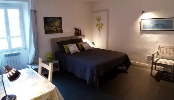 Logement tudiant Studio à Auvers le Hamon (72300)