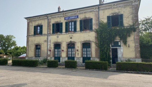 Logement tudiant Location Studio Vide Auxy (45340)