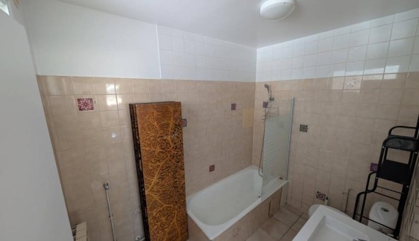 Logement tudiant Studio à Avanon (05230)