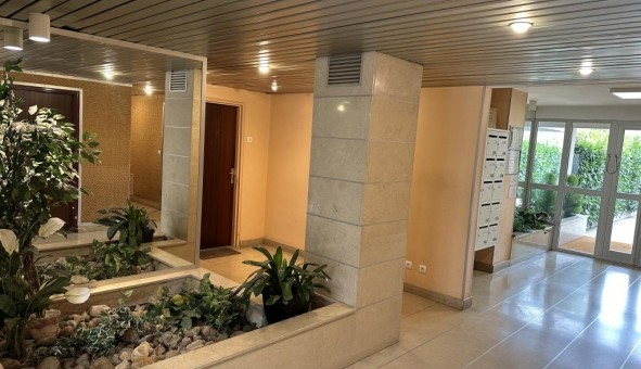 Logement étudiant Location Studio Vide Avermes (03000)