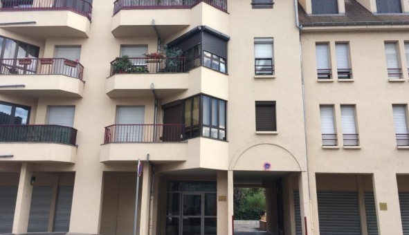 Logement tudiant Studio à Avermes (03000)