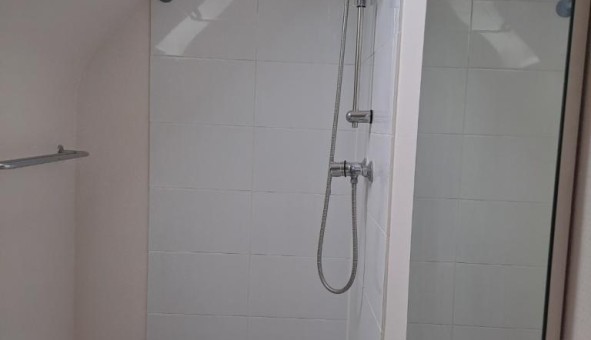 Logement tudiant Studio à Avez (72400)