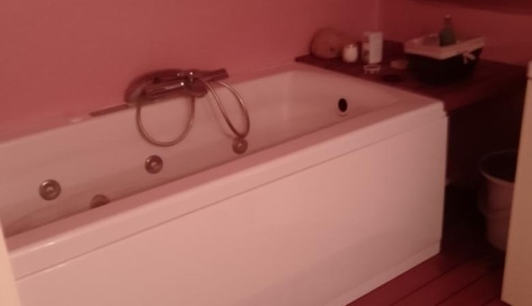 Logement tudiant Studio à Avez (72400)