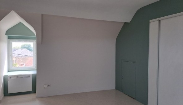 Logement �tudiant Studio &agrave; Avez� (72400)