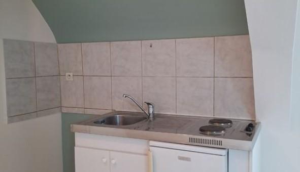 Logement �tudiant Studio &agrave; Avez� (72400)
