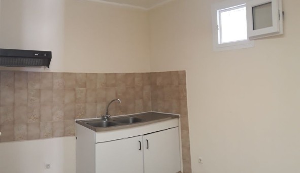 Logement tudiant Studio à Avignon (84000)