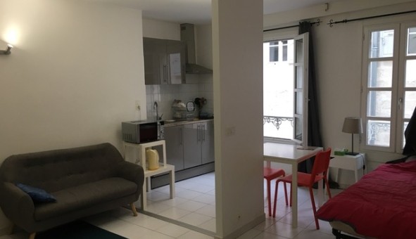 Logement tudiant Studio à Avignon (84000)