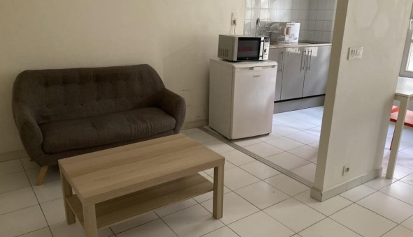 Logement tudiant Studio à Avignon (84000)