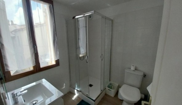 Logement tudiant Studio à Avignon (84000)