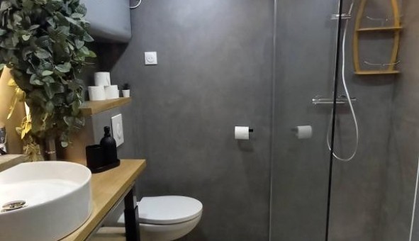 Logement tudiant Studio à Avignon (84000)