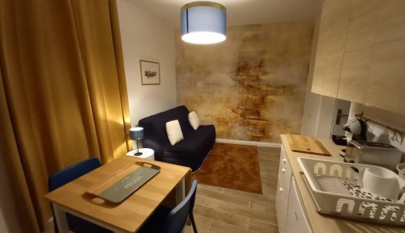 Logement étudiant Location Studio Vide Avignon (84000)