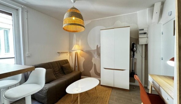 Logement tudiant Studio à Avignon (84000)