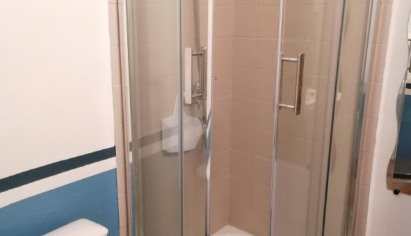 Logement tudiant Studio à Avignon (84000)