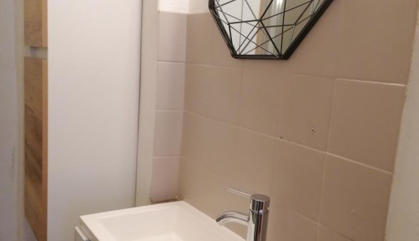 Logement tudiant Studio à Avignon (84000)