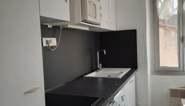 Logement tudiant Studio à Avignon (84000)