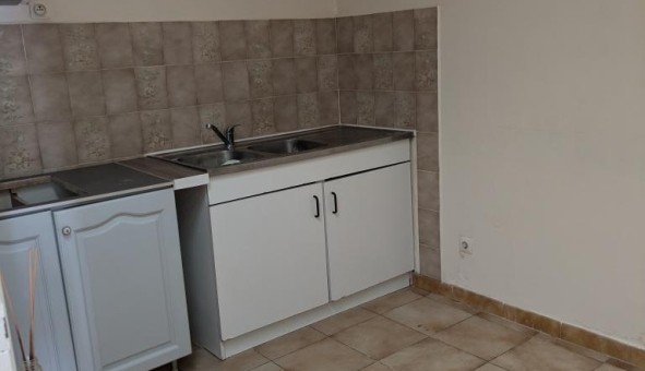 Logement tudiant Studio à Avignon (84000)