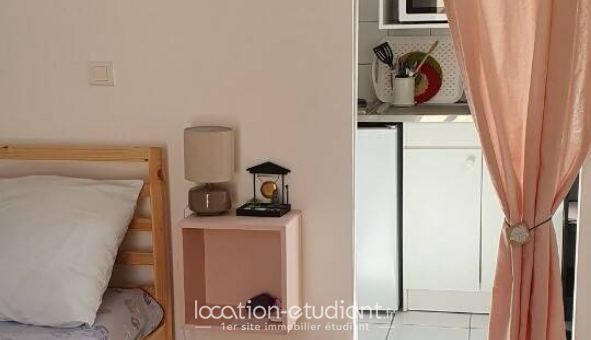 Logement étudiant Location Studio Meublé Avignon (84000)
