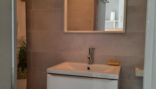 Logement étudiant Studio à Avignon (84000)