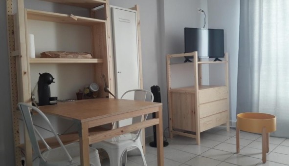 Logement tudiant Studio à Avignon (84000)