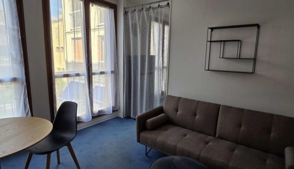 Logement tudiant Location Studio Vide Avignon (84000)