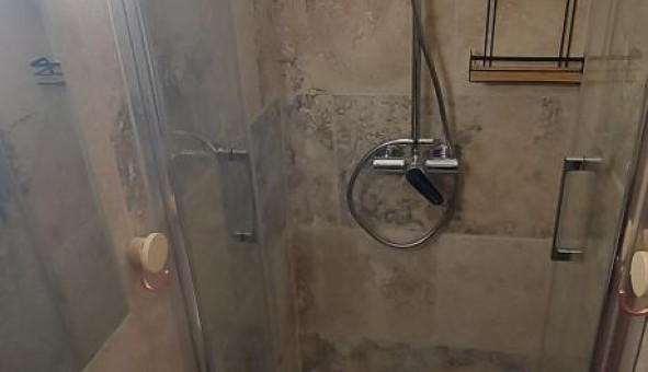 Logement tudiant Studio à Avignon (84000)