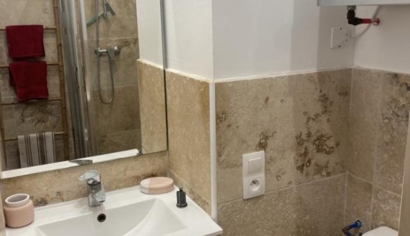 Logement tudiant Studio à Avignon (84000)