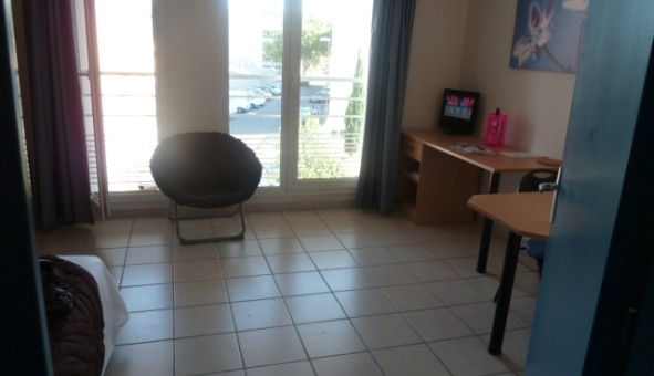 Logement tudiant Location Studio Vide Avignon (84000)