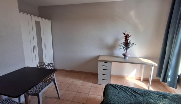 Logement tudiant Studio à Avignon (84000)