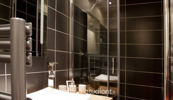 Logement tudiant Studio à Avignon (84000)
